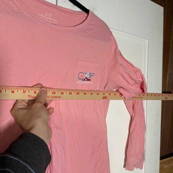 Vineyard Vines HAPPY VALENTINE'S DAY Long Sleeve Tee Pink Size Medium Whale - Picture 4 of 7